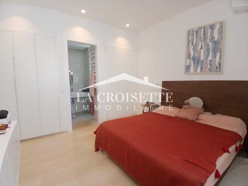 Appartement meublé S+2 avec terrasse à La Marsa